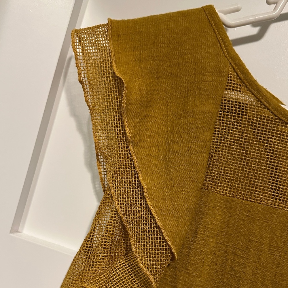 Doe & Rae Mustard Ruffle Sleeve Blouse - Picture 3 of 5